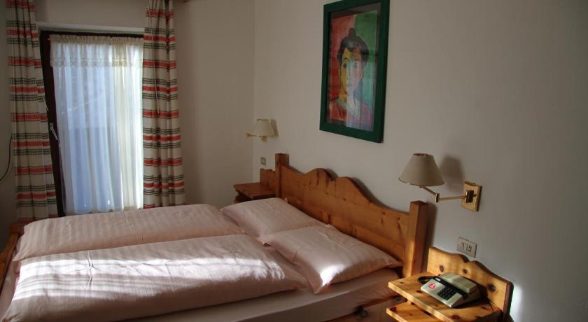 Hotel Pension Lydia Senales/Schnals Habitación foto